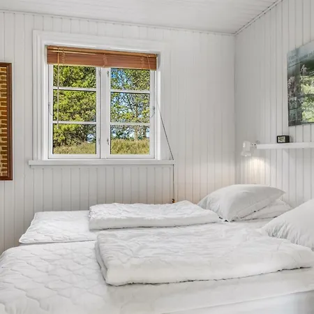 Angret - 3-5km From The Sea By Interhome Feriehus *